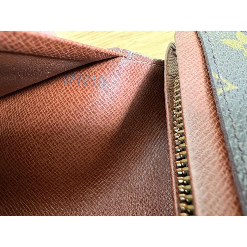 Louis Vuitton Vintage Monogram Porte Monnaie Wallet - Picture 8 of 8